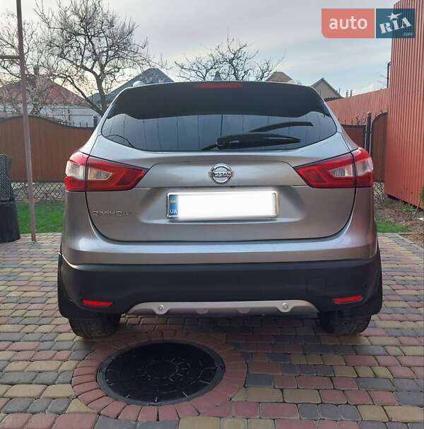 Позашляховик / Кросовер Nissan Qashqai 2014 в Мукачевому