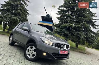Внедорожник / Кроссовер Nissan Qashqai 2011 в Дубно