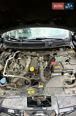 Внедорожник / Кроссовер Nissan Qashqai 2012 в 