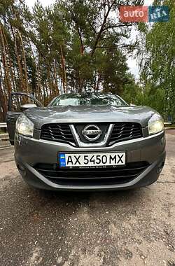 Внедорожник / Кроссовер Nissan Qashqai 2012 в 