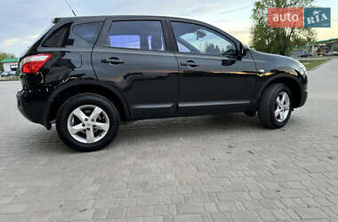 Внедорожник / Кроссовер Nissan Qashqai 2012 в 