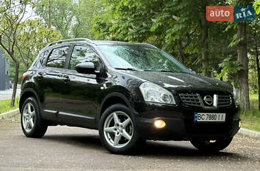 Позашляховик / Кросовер Nissan Qashqai 2009 в Стрию