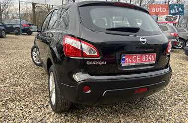Внедорожник / Кроссовер Nissan Qashqai 2010 в 