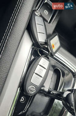 Внедорожник / Кроссовер Nissan Qashqai 2014 в 