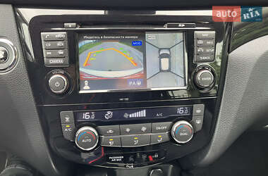 Внедорожник / Кроссовер Nissan Qashqai 2014 в 