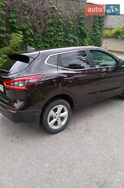 Внедорожник / Кроссовер Nissan Qashqai 2018 в 