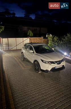 Позашляховик / Кросовер Nissan Qashqai 2015 в Бершаді