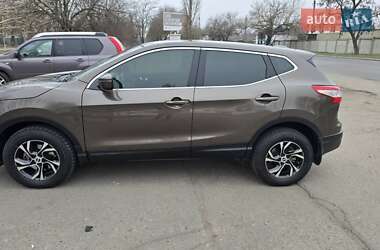 Внедорожник / Кроссовер Nissan Qashqai 2017 в 