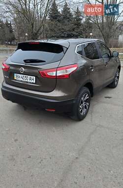 Внедорожник / Кроссовер Nissan Qashqai 2017 в 