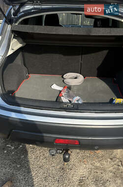 Внедорожник / Кроссовер Nissan Qashqai 2010 в 