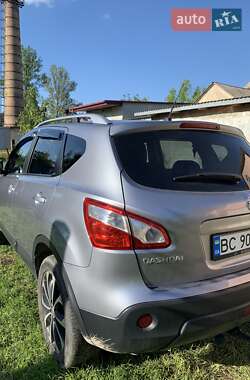Внедорожник / Кроссовер Nissan Qashqai 2011 в 