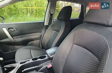 Позашляховик / Кросовер Nissan Qashqai 2009 в 