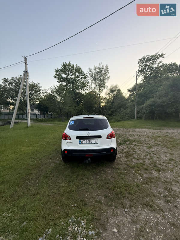 Внедорожник / Кроссовер Nissan Qashqai 2008 в Ивано-Франковске