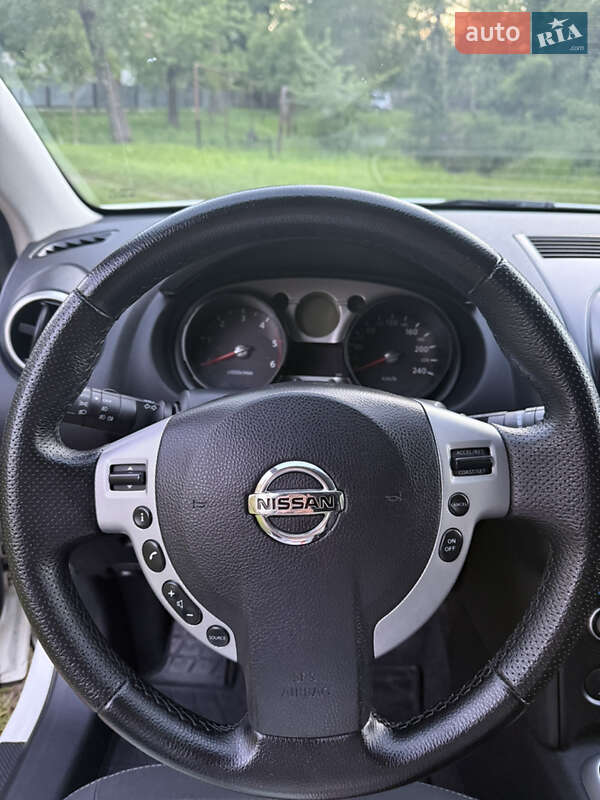 Внедорожник / Кроссовер Nissan Qashqai 2008 в Ивано-Франковске