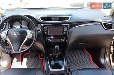 Внедорожник / Кроссовер Nissan Qashqai 2016 в 