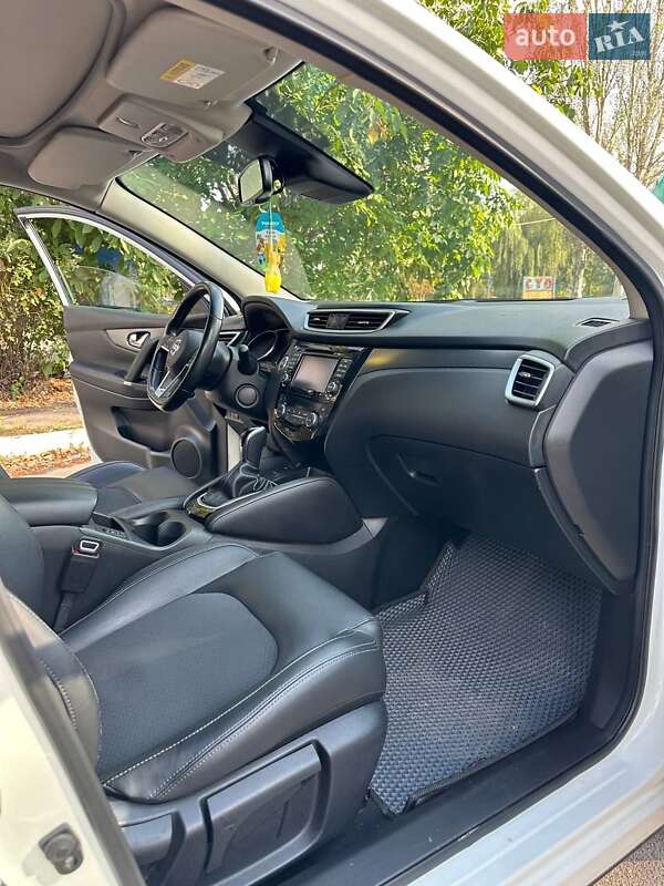 Внедорожник / Кроссовер Nissan Qashqai 2017 в Виннице