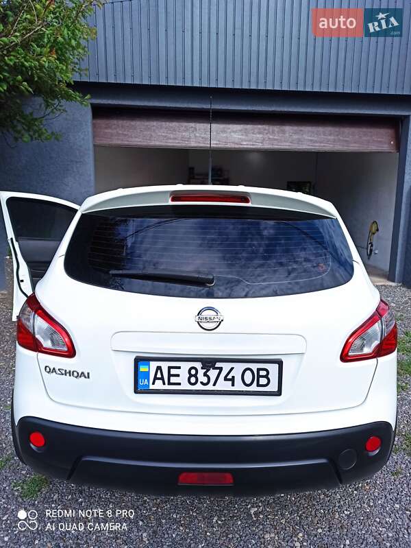 Внедорожник / Кроссовер Nissan Qashqai 2013 в Кривом Роге
