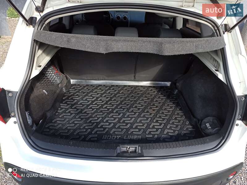 Внедорожник / Кроссовер Nissan Qashqai 2013 в Кривом Роге