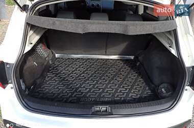 Внедорожник / Кроссовер Nissan Qashqai 2013 в 