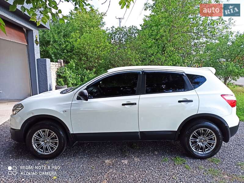 Внедорожник / Кроссовер Nissan Qashqai 2013 в Кривом Роге