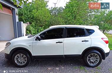 Внедорожник / Кроссовер Nissan Qashqai 2013 в 