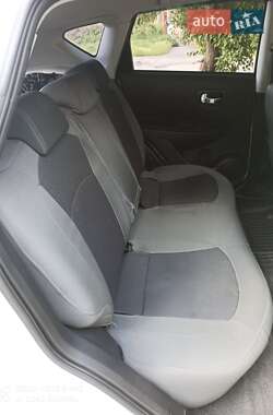 Внедорожник / Кроссовер Nissan Qashqai 2013 в 