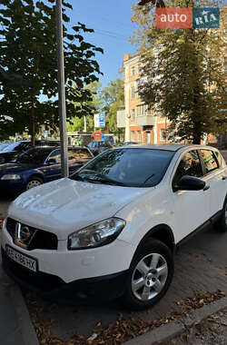 Внедорожник / Кроссовер Nissan Qashqai 2011 в Полтаве
