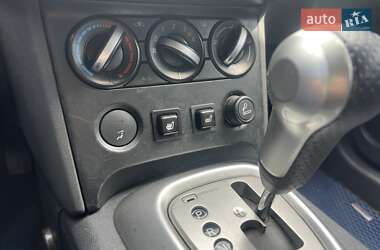 Внедорожник / Кроссовер Nissan Qashqai 2007 в 