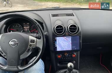 Позашляховик / Кросовер Nissan Qashqai 2010 в 