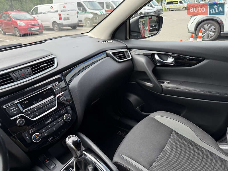 Позашляховик / Кросовер Nissan Qashqai 2018 в Дніпрі