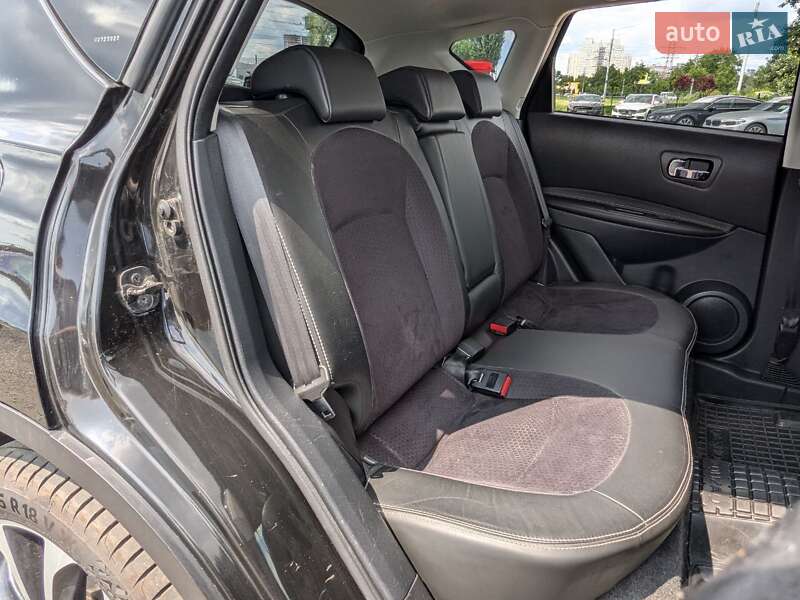 Позашляховик / Кросовер Nissan Qashqai 2013 в Києві