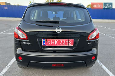 Позашляховик / Кросовер Nissan Qashqai 2013 в 