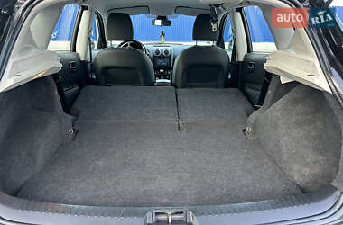 Позашляховик / Кросовер Nissan Qashqai 2013 в 