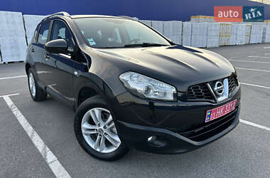 Позашляховик / Кросовер Nissan Qashqai 2013 в 