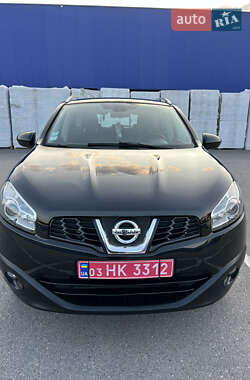Позашляховик / Кросовер Nissan Qashqai 2013 в 