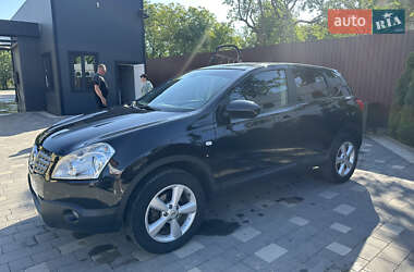 Внедорожник / Кроссовер Nissan Qashqai 2009 в 