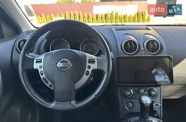 Внедорожник / Кроссовер Nissan Qashqai 2009 в 