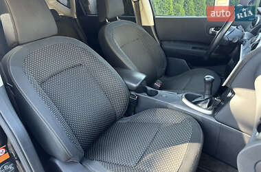 Внедорожник / Кроссовер Nissan Qashqai 2009 в 