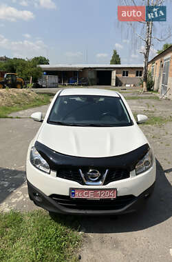 Внедорожник / Кроссовер Nissan Qashqai 2013 в Гайсине