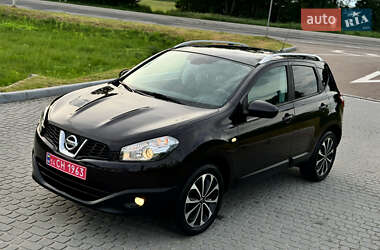 Внедорожник / Кроссовер Nissan Qashqai 2012 в 