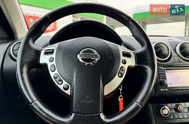 Внедорожник / Кроссовер Nissan Qashqai 2012 в 