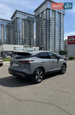 Позашляховик / Кросовер Nissan Qashqai 2023 в 