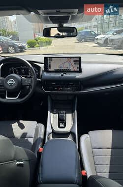 Позашляховик / Кросовер Nissan Qashqai 2023 в 