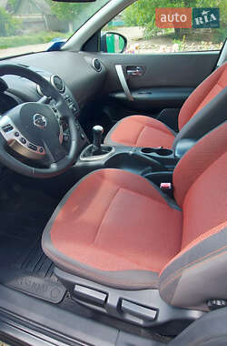 Внедорожник / Кроссовер Nissan Qashqai 2008 в 