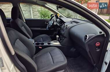 Позашляховик / Кросовер Nissan Qashqai 2011 в 