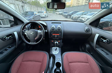 Внедорожник / Кроссовер Nissan Qashqai 2007 в 