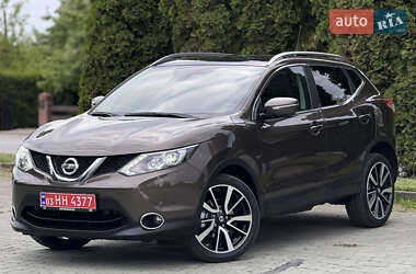 Внедорожник / Кроссовер Nissan Qashqai 2014 в Дубно