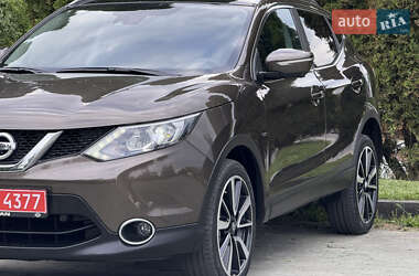Позашляховик / Кросовер Nissan Qashqai 2014 в 