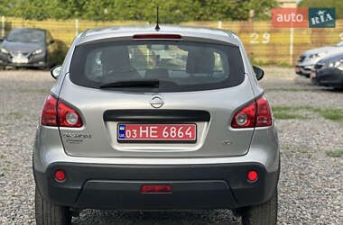 Внедорожник / Кроссовер Nissan Qashqai 2008 в 