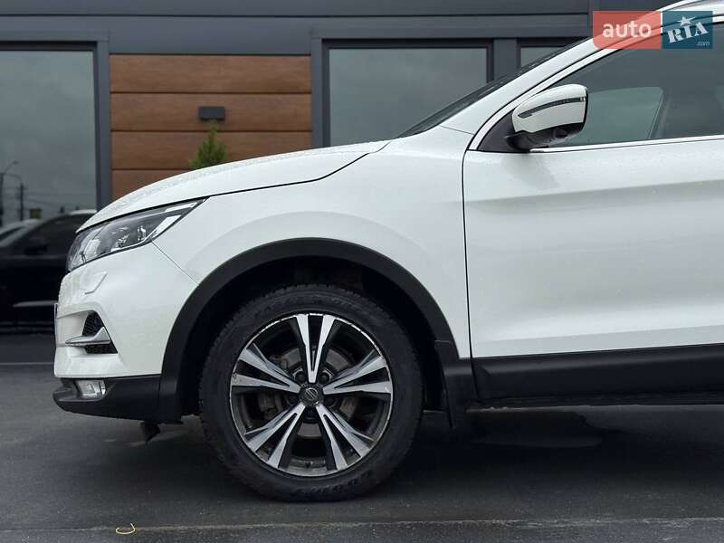 Внедорожник / Кроссовер Nissan Qashqai 2017 в Ровно фото 7 Внедорожник / Кроссовер Nissan Qashqai 2017 в Ровно